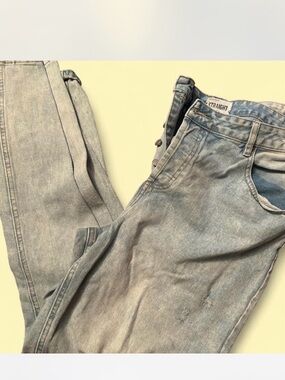 refuge Washed Blue Straight-Leg Jeans